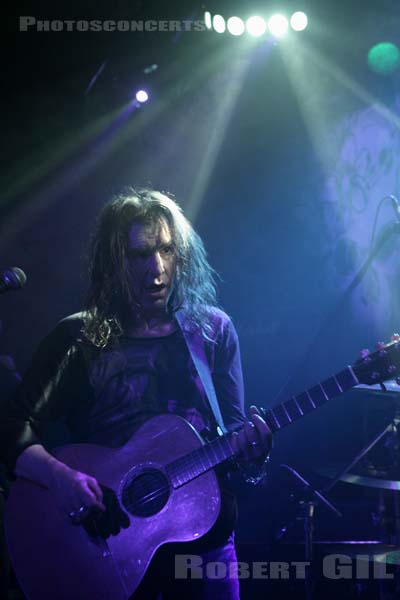 NEW MODEL ARMY - 2009-12-18 - PARIS - La Maroquinerie - 